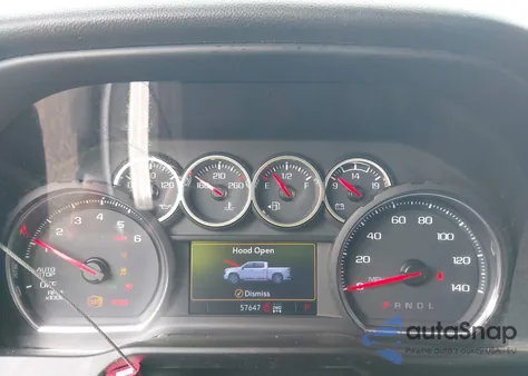 2020 Chevrolet Silverado 1500 z USA, uszkodzony, nr VIN 1GCPYEEK0LZ176531